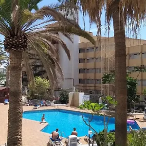 Beach Las Americas Playa Feñabe