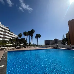 ¡tal Y Hawaii! Playa Feñabe